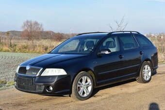 ŠKODA OCTAVIA RS 2,0 TDI,MANUÁL,NAVI NEXUS,BI-XENONY,SERVIS