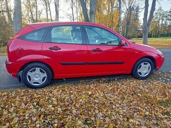 Ford Focus 1,6 Benzin 74kw, rok: 2003 První majitel. Klimati