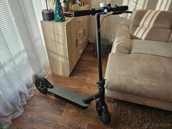 Elektrická koloběžka Sencor Scooter Two long range velký doj