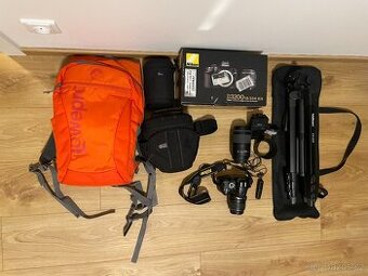 NIKON D3200 + příslušenství