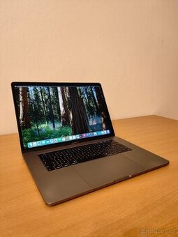 Apple MacBook Pro 15 2018 – i7 | 16GB | 256GB