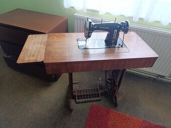 Šicí stroj Minerva