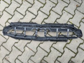 horní část nárazníku audi a4 b9