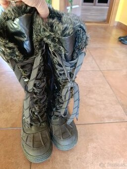 Vysoké teplé zimní boty Marco Tozzi