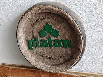 Reklama sudové čelo Platan
