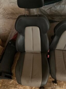 Sedačky mercedes SLK r170