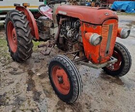 Italský historický traktor SAME 1961 včetně TP a SPZ