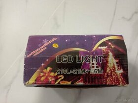 LED vánoční řetěz 21m