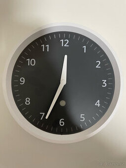 Nástěnné hodiny Amazon Echo Wall Clock