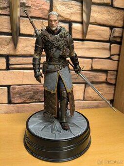 Geralt Grandmaster Ursine Dark Horse
