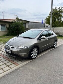 Honda Civic 1.8 i-VTEC Executive