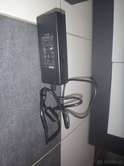 Adaptéry napájecí k notebooku HP a ASUS