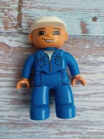 H198 DUPLO HRANÁ FIGURKA DĚLNÍK V MODRÉ KOMBINÉZE
- 1