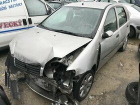 Fiat Punto AUTOMAT 2001 1,2i 44kW - dily z vozu