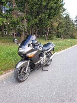 Kawasaki ZZR 600 - 1