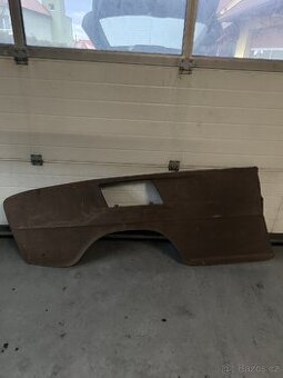 Nový pravý zadní blatník Škoda 110r
