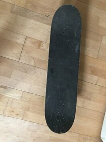 skateboard Avigo