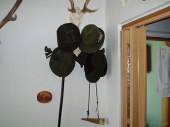 Myslivecký klobouk, myslivecká čepice - 1