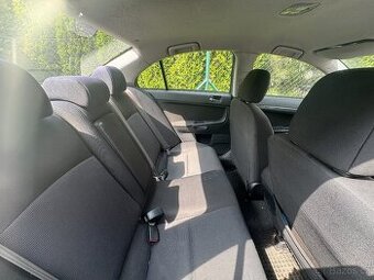 Mitsubishi Lancer - Nahradni Dily