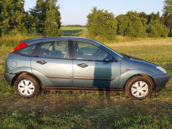 Ford Focus 1.6i 16V, 74kW, r.v. 2002