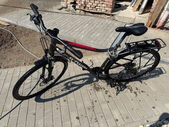 Trekové kolo riverside 500 btwin