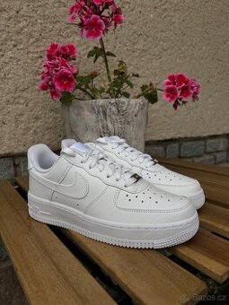 Nike Air force 1 low bílé