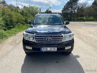 Toyota Land Cruiser 200 V8 4.5 D4-D 117 tkm DPH