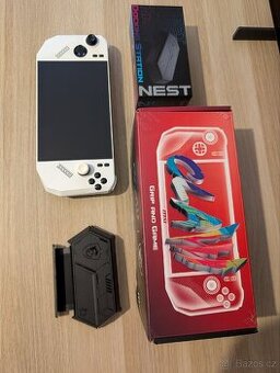 MSI Claw A8 Z2 extreme + MSI nest docking station