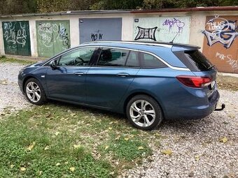 Opel Astra K 1.4 - nové v ČR, 1. majitel