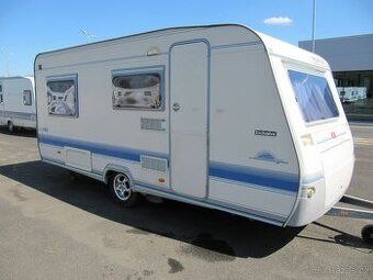 Prodám karavan Adria 462 DP,r.v.2002 + mover + předstan.