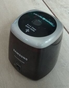 Bezdrátová elektronická závora pro robotický vysavač