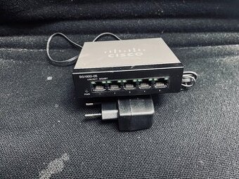 Switch CISCO SG100D-05-V2