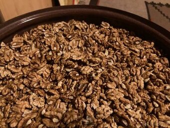 Vlašské ořechy půlky Brno