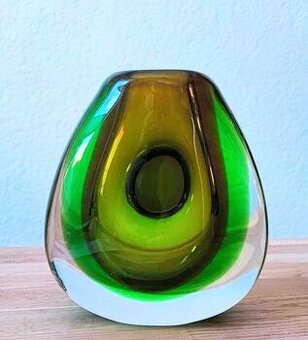 Váza Moser Vladimír Míka