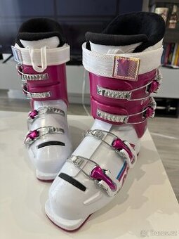 Dívčí lyžařské boty Lange Starlet 60 - velikost 245/288