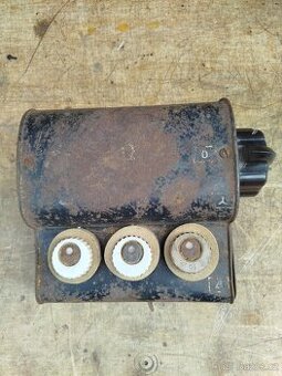 Starý vypínač elektromotor