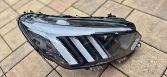 Prodám na Peugeot 208 PP světlo poškozené 9823193480