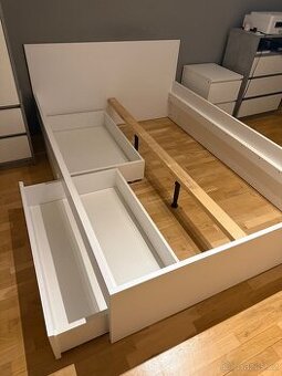 Postel 140x200 cm s úložným prostorem vč. roštu