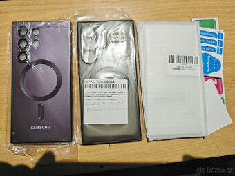 Obaly a tvrzená skla na S23 ultra