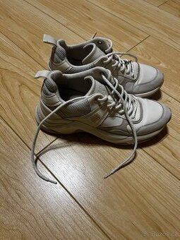 Tenisky Tommy Hilfiger 37 kozene