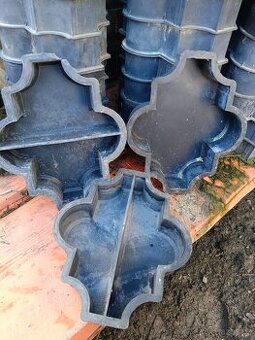 Formy na zámkovou dlažbu