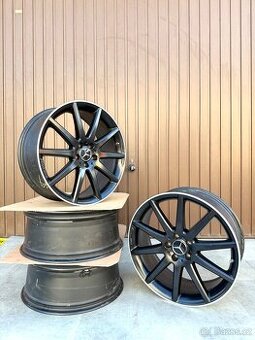 Mercedes R20 GLA GLB A156 W156 8J X 20” ET43,5 Originál