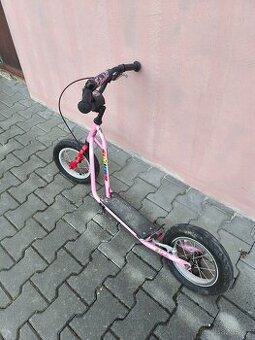 Dětská koloběžka