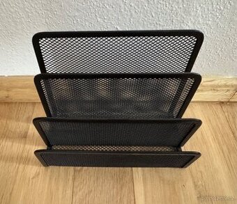 Prodám tento černý odkládací stojánek na dopisy