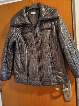 Nová stříbrná dámská bunda velikost 44