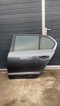 Škoda Superb 2 zadní levé dveře