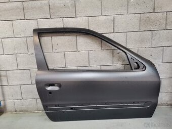 Citroën Xsara N1 2.0 HDi 66 kW – přední pravé dveře (9004P2)
