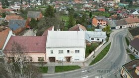 Prodej rodinného domu v Dřevohosticích.
