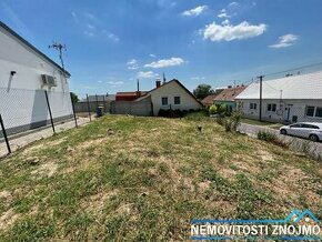 Prodej pozemku 139m2, s podzemním vinným sklepem, Hodonice
