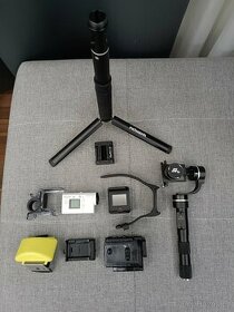 SONY 4K kamera FDR-X3000R + stabilizátor a příslušenství - 1